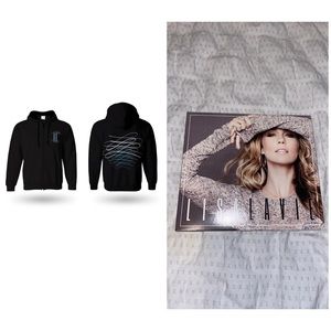 Lisa Lavie - Signed Album & Zip-Up Hoodie